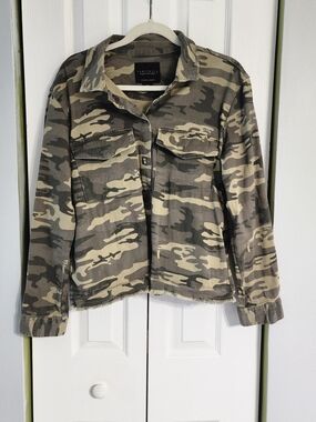 Camo Utility Jacket Streetwear, Gorpcore, Indie Sleaze, Military Grunge Size M